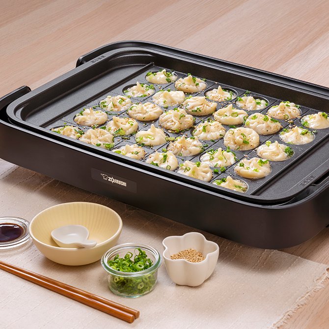 ホットプレートで焼き小籠包クラシル