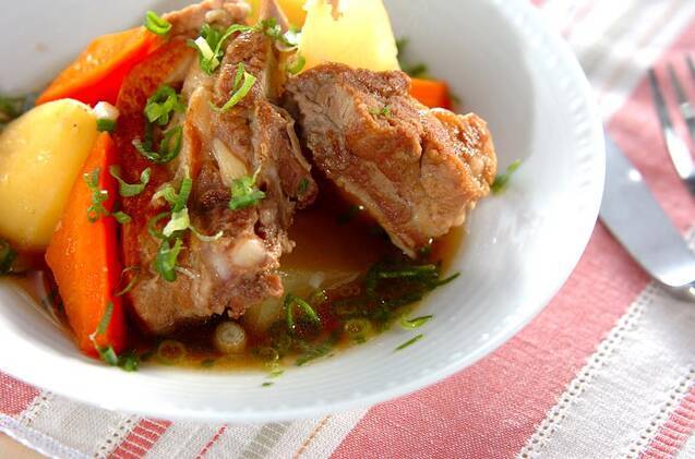 K2562 WO-29Butchers 国産豚 豚バラ焼肉 特製たれ漬け 1kg 250g×4袋