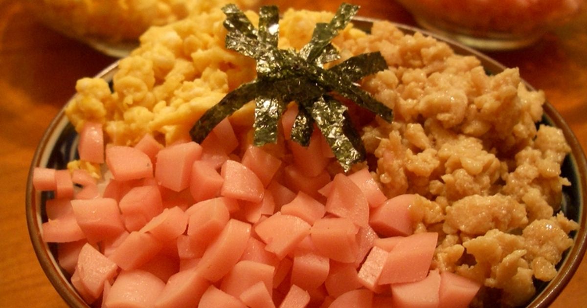 幼児食 三色丼 2歳 あおいママさん ：たんぱく質が筋肉を作る‼＜ 管理栄養士監修＞ 脳を育む離乳食・幼児食コミュニティサイト