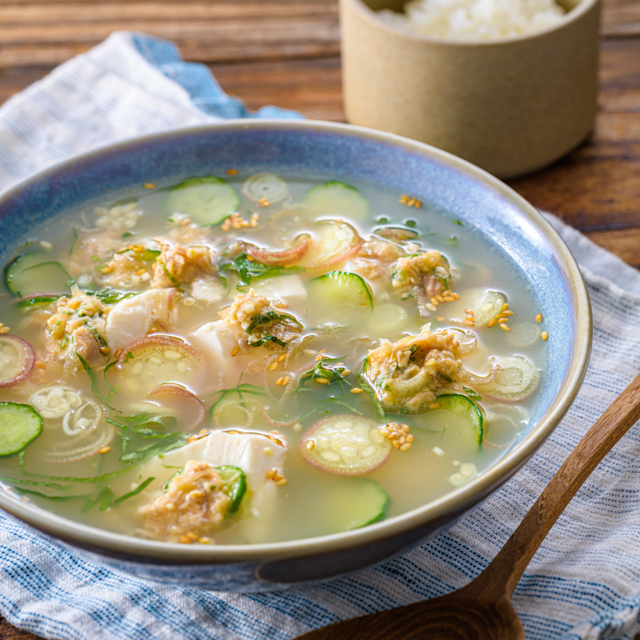 もちぷる”食感の杏仁豆腐が『朝からフルーツ パウチ 』シリーズに新登場。ゴールデンパイン・みかんとの相性も抜群！はごろもフーズ株式会社のプレスリリース