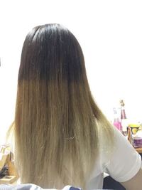 根本のプリンがすぐ気になる人はグラデーションカラーがオススメ守山の美容室よりヘアケアに役立つ情報をお届けするブログをご覧ください