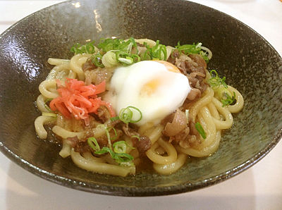 すき焼きの締めにはうどんがぴったり！作り方やアレンジ方法も紹介 - 加茂川通販