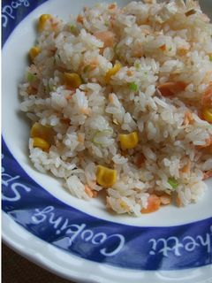 10分☆鮭チャーハン☆コク旨で食欲全開な香りもこれ1本 *ごま醤油ガーリック *黄金チャーハン