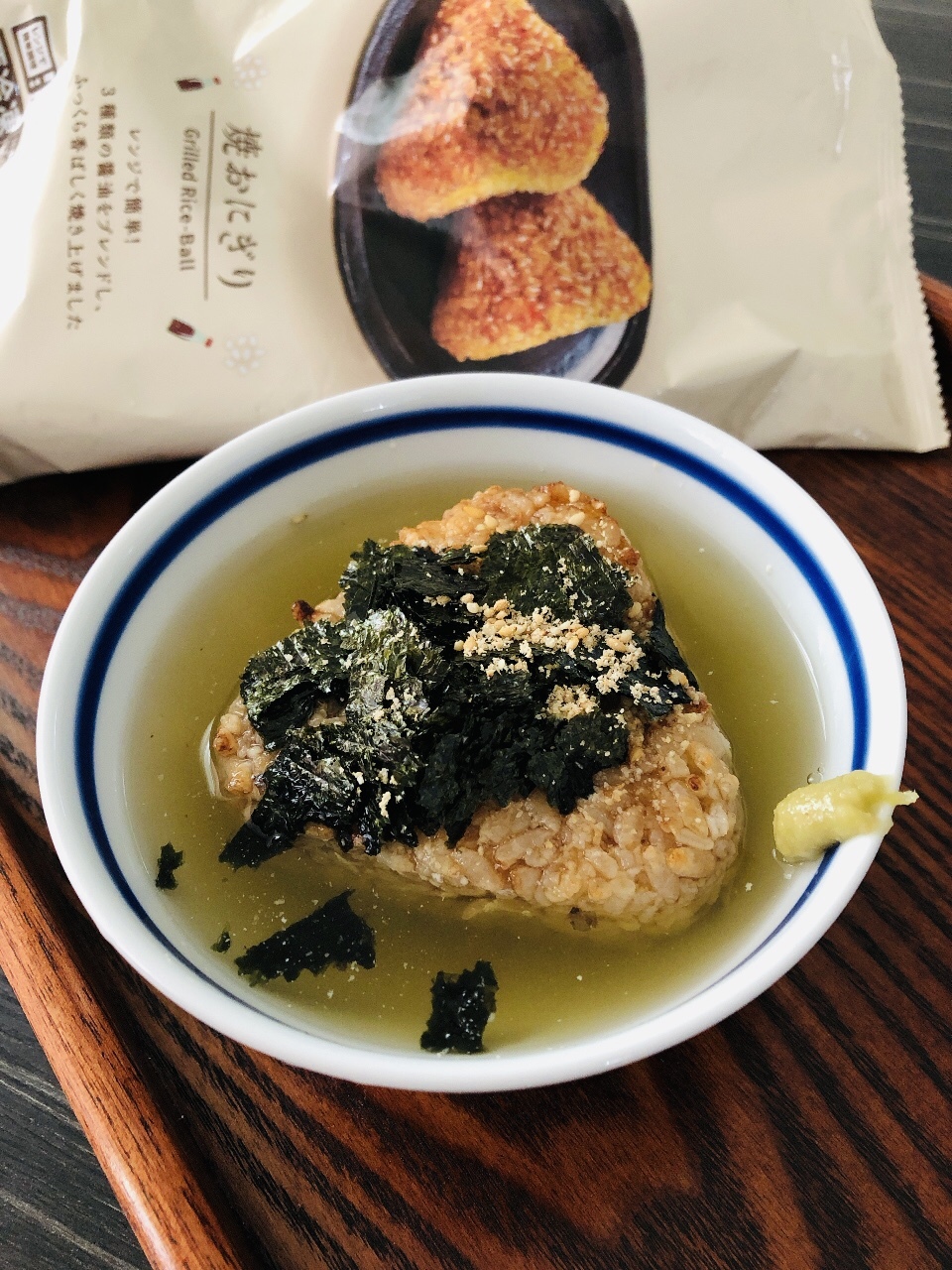 冷凍焼きおにぎりを使ったお茶漬け