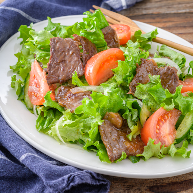 きのことお野菜たっぷりミートローフ、すだちと水菜のサラダの献立坂ノ途中100年先もつづく、農業を