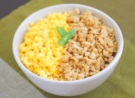 簡単おいしい三色丼〜子ども幼児食にも