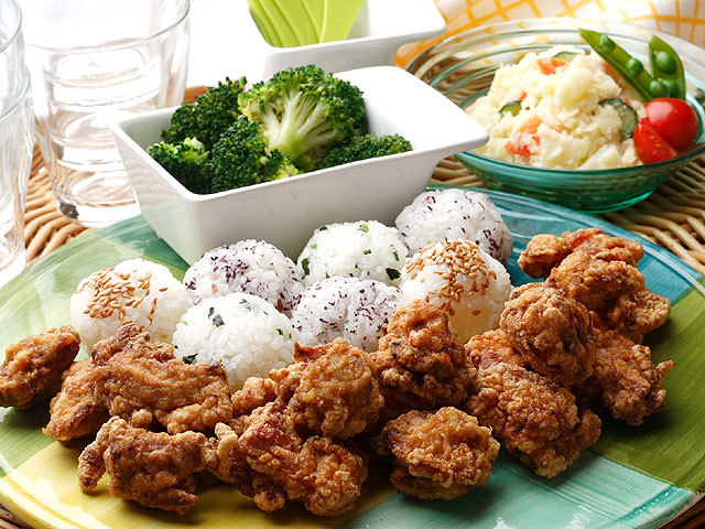 ピリ辛甘だれの鶏唐揚げレシピ：白ごはん.com