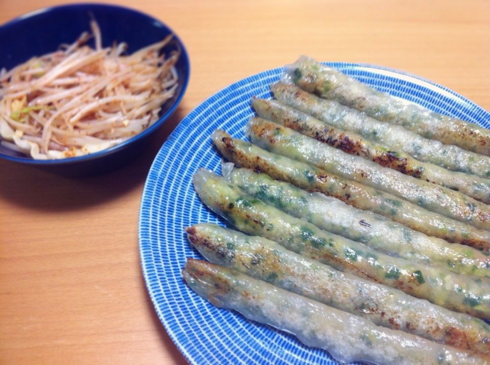 レシピ パリパリお菓子食感がたまらない！生春巻きの皮で作る「巨大羽餃子」nomooo ノモー