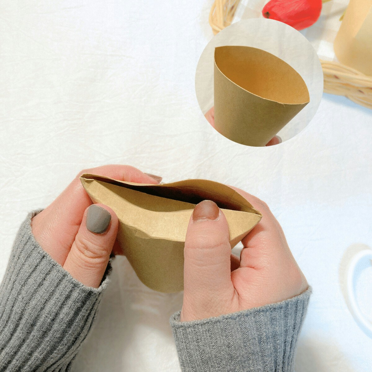 白紙コップラッピングのアイデアと簡単DIY方法 — おしゃれでエコなギフトの包み方