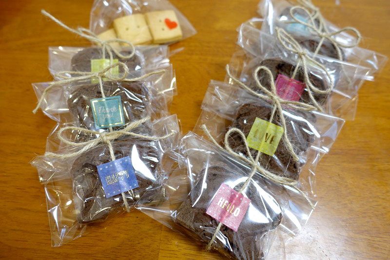 ダイソーカヌレ ラッピングTikTok