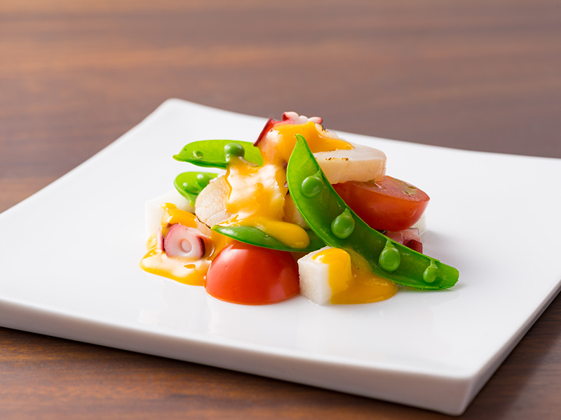 サッとあえるだけ！ホタテと貝割れ菜のおかずマリネ