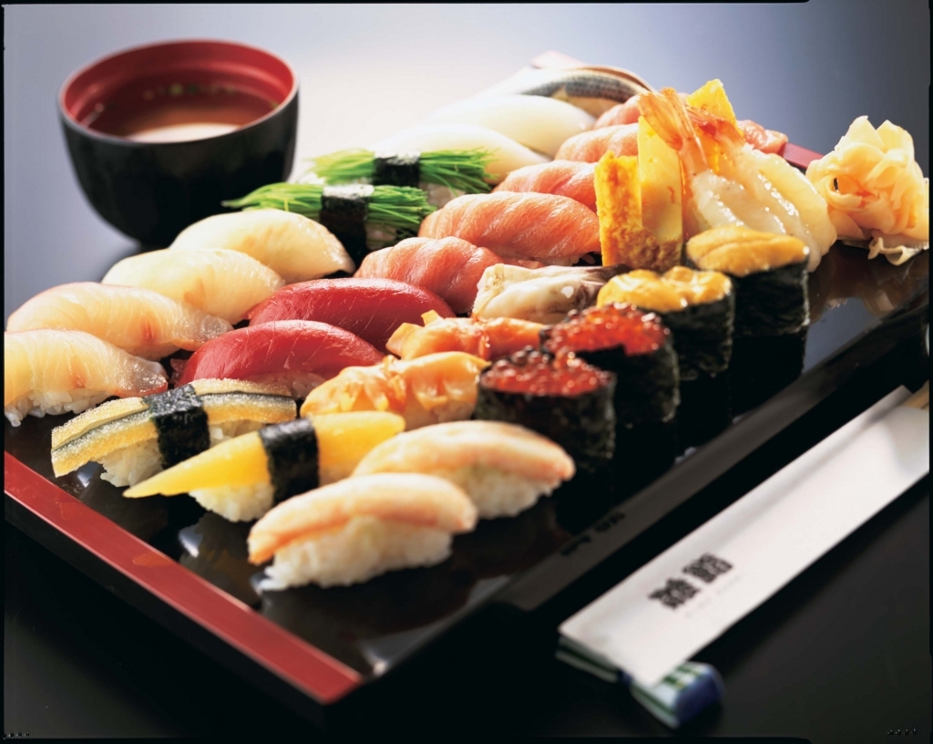 吉祥寺駅の寿司屋「鮨ひろうみ」ランチ、ディナーに最高級寿司コース