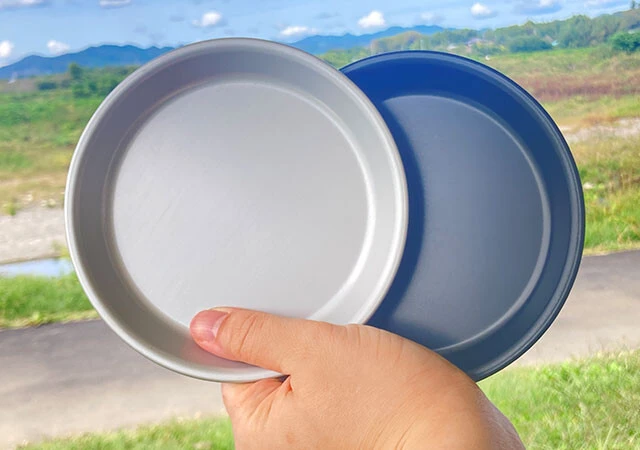 セリア赤黒渦シリーズシリーズ トリノ24㎝三角皿 白洋陶オープン 食器 業務用食器 陶器 通販 ネットショップ