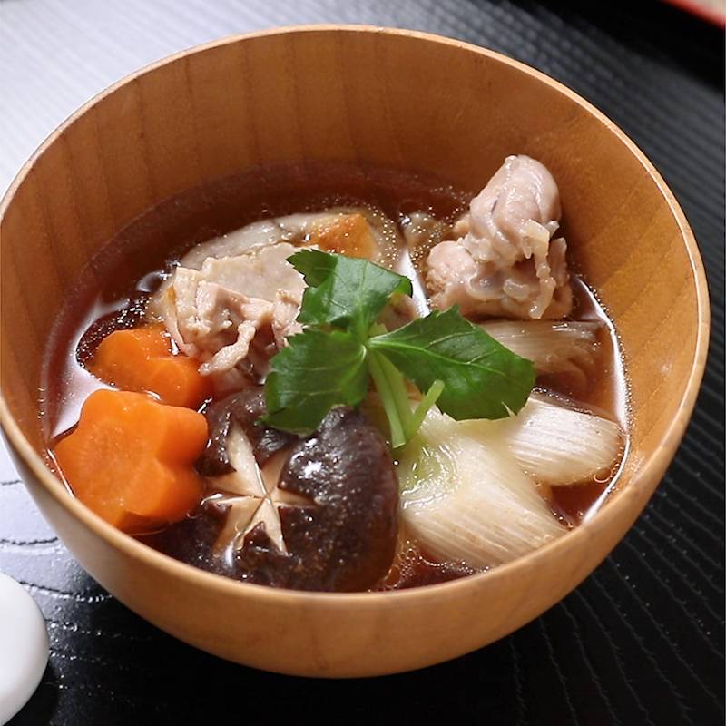 お雑煮のレシピ 作り方：白ごはん.com