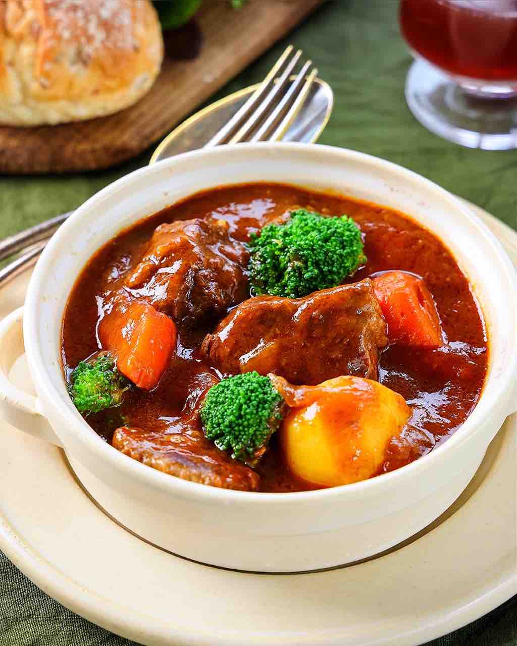 お肉トロトロ！牛すじシチューのレシピ・作り方