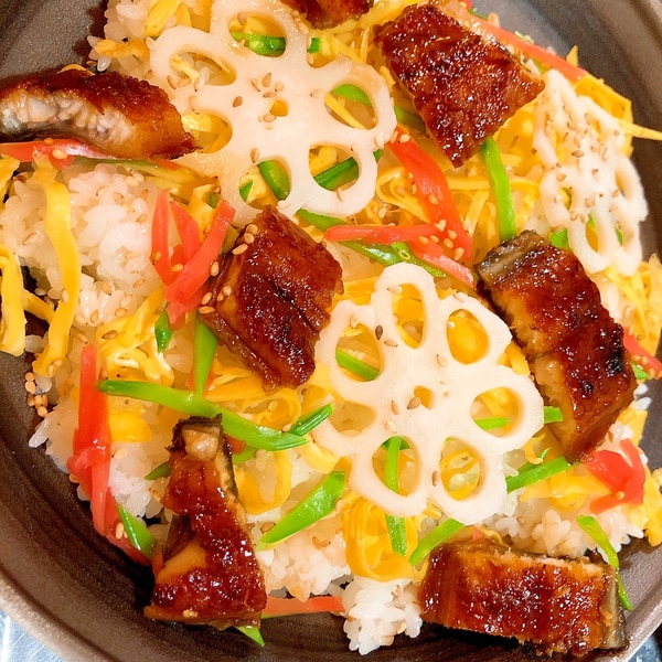 うなぎちらし寿司接客サービス日本一を目指している健康スーパー「ランドローム」