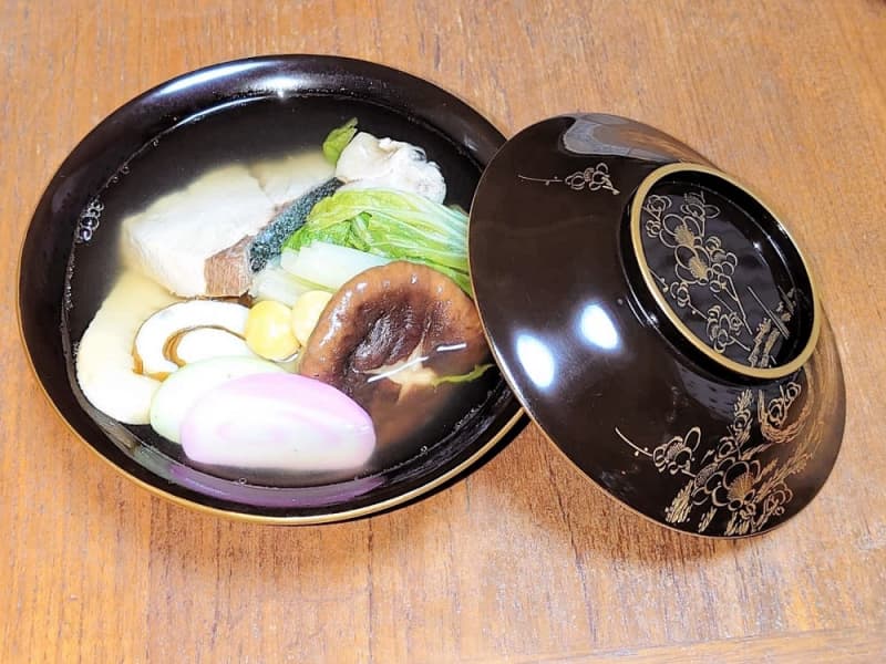 5種類のお雑煮を食べ比べ