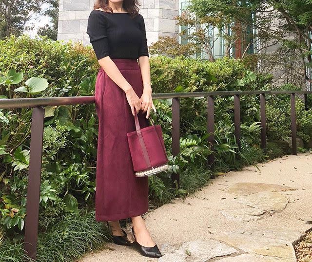 ワインを観察して楽しむ方法 透明度・光沢・色の濃さ・涙 粘性 ・泡・色あいで見極めるポイント 一生に一冊はもっておきたいワインの教科書- ラブすぽ