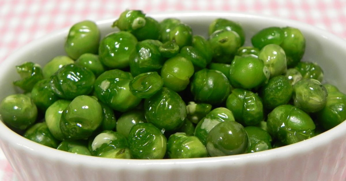 グリーンピースとソーセージのグリルヤオコーレシピ by Cooking Support