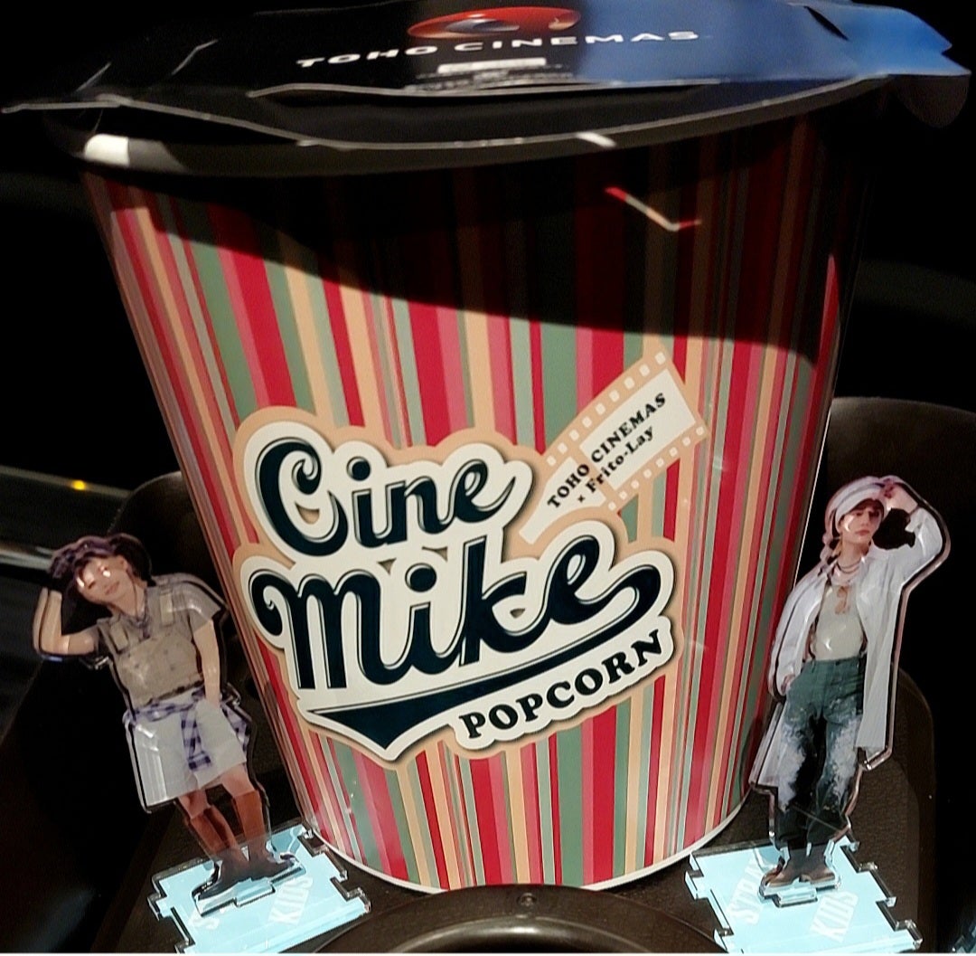 レインボーチュロスとレモスコポップコーン節約したいけど我慢はしたくない「ふもふも」のダラダラ過ごすブログ