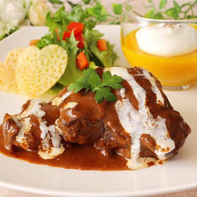 フレンチ フルコースのデザート後に楽しむミニャルディーズの魅力