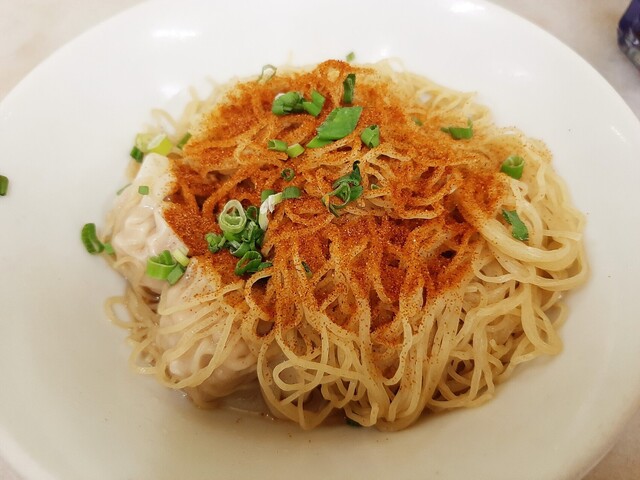 世界ひとり飯 ９香港のミシュラン店「坤記竹昇麵」で 雲吞麺をおやつに！TABIZINE～人生に旅心を～