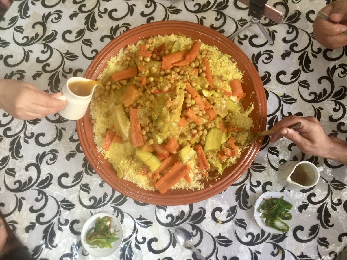 モロッコ料理 クスクスチキンシチュ