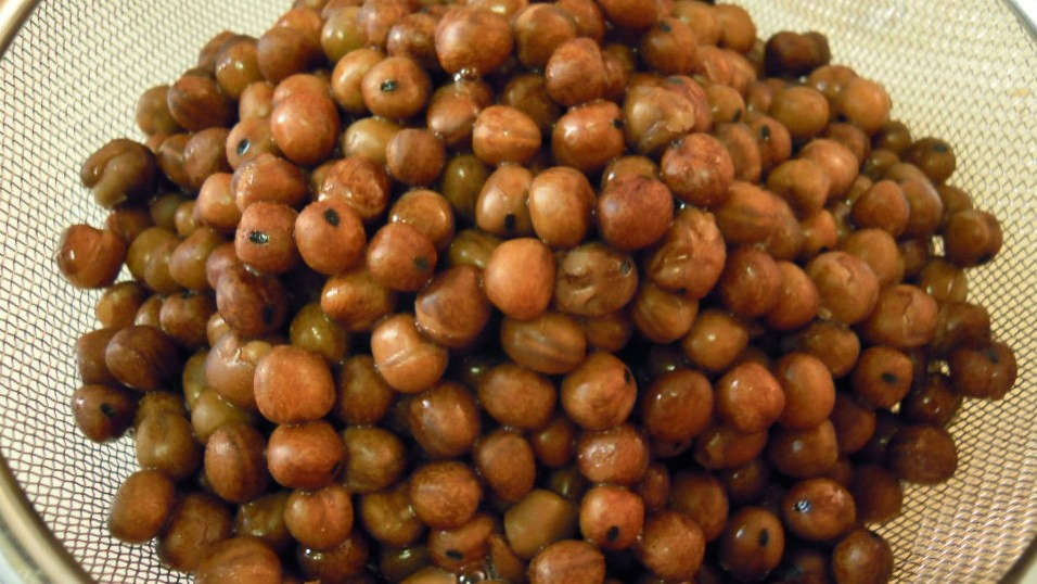 赤エンドウ豆の煮かた シワの入らない塩茹で特選男の料理