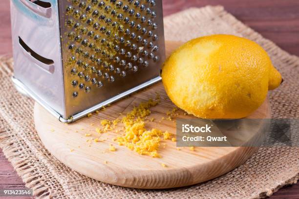 家飲みレモンサワーに「香るスクイーザー」。皮まですりおろして香りUP - 家電 Watch