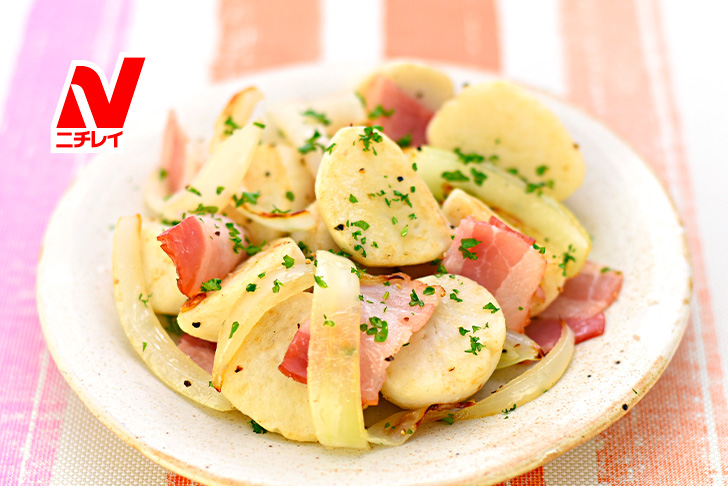 メインおかずに！ベーコンの旨味がたっぷり♪「里芋とベーコンのにんにくバター炒め」 里芋おかずベーコン