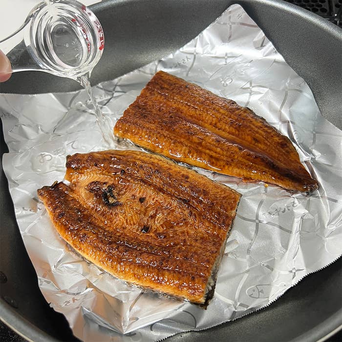 フライパンで簡単☆うなぎの温め方