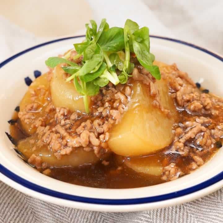 炒めハンバーグ丼