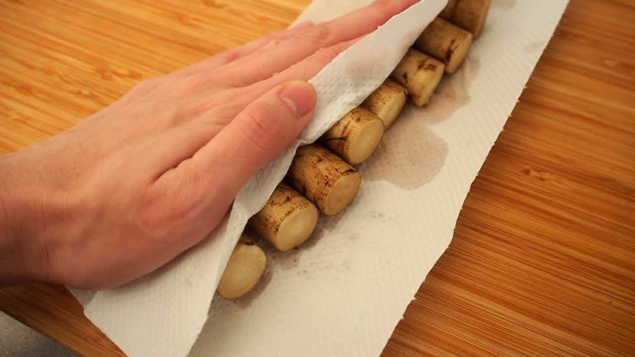 ごぼうの上手な保存方法を解説！切った後は冷蔵・それとも冷凍？ – 簡単男飯レシピ・作り方 – GOHAN