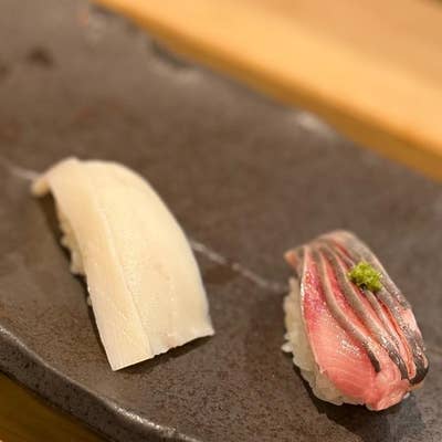 大通ビッセ4階 鮨 棗◇ランチ限定◇ 『にぎり寿司 棗』 3,850円ミニサラダ、みそ汁、茶碗蒸し付握り10貫中トロ、白身、ボタンエビ、ホタテ、サーモン、アワビ、赤身、カニ、ウニ、イクラ ※仕入れ状況によって内容が変更になる場合がございます 観光客の方にも