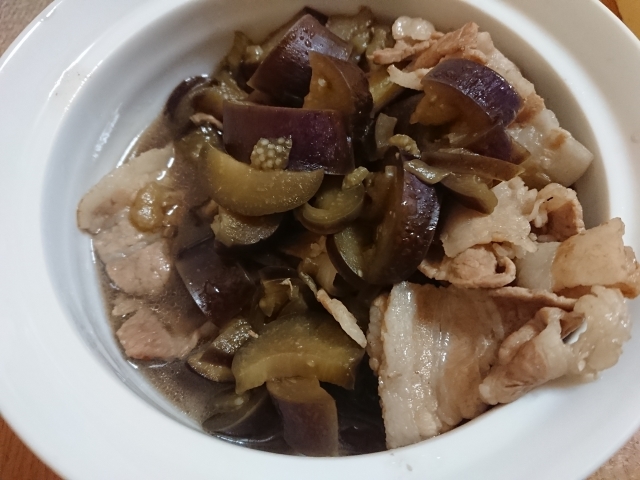 ●豚バラとナスのネギゴマダレ