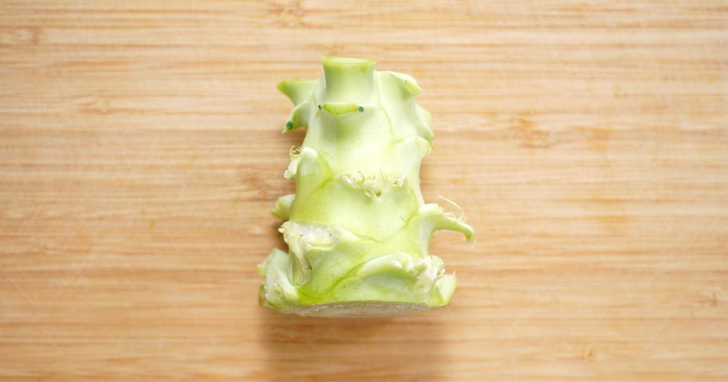 ブロッコリーの茎の皮のむき方とおすすめレシピ - 生かし屋さん