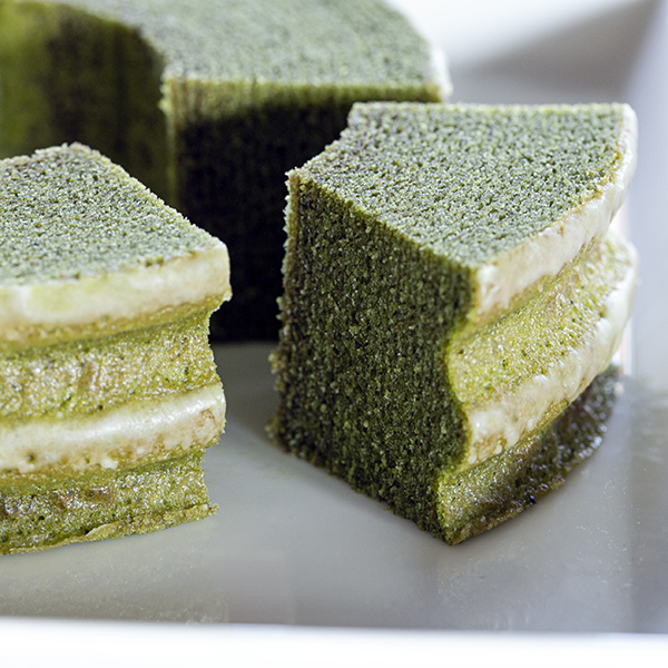 抹茶バウムクーヘン西条園SAIJOEN伝統とモダンが奏でる新しい抹茶との時間