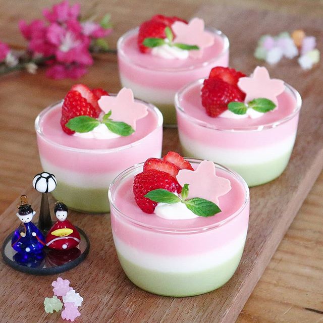 離乳食・幼児食 ひな祭りのデザートにぴったり！3色ミルクゼリーレシピままとごはん