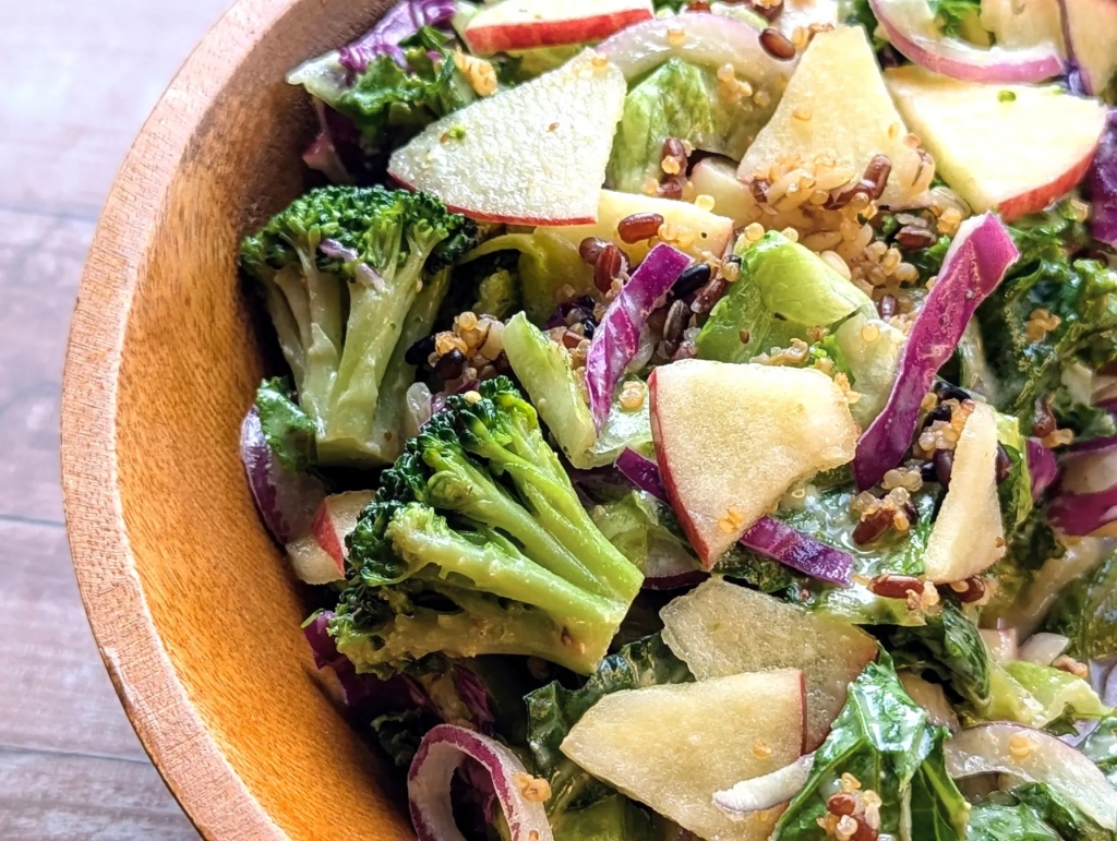 新潟市の絶品ハンバーグとヤミツキグリーンサラダ