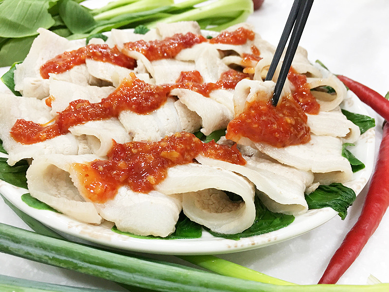 蒜泥白肉 ゆで豚のピリ辛にんにくソースかけ！孤独のグルメ再現！たなかノート