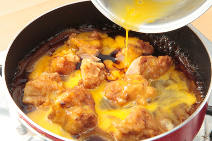 鶏から揚げの卵とじ