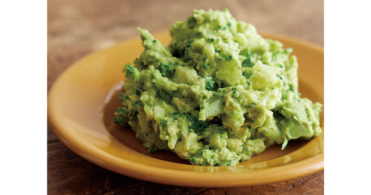 ポテトサラダが大活躍！アボカドグラタン