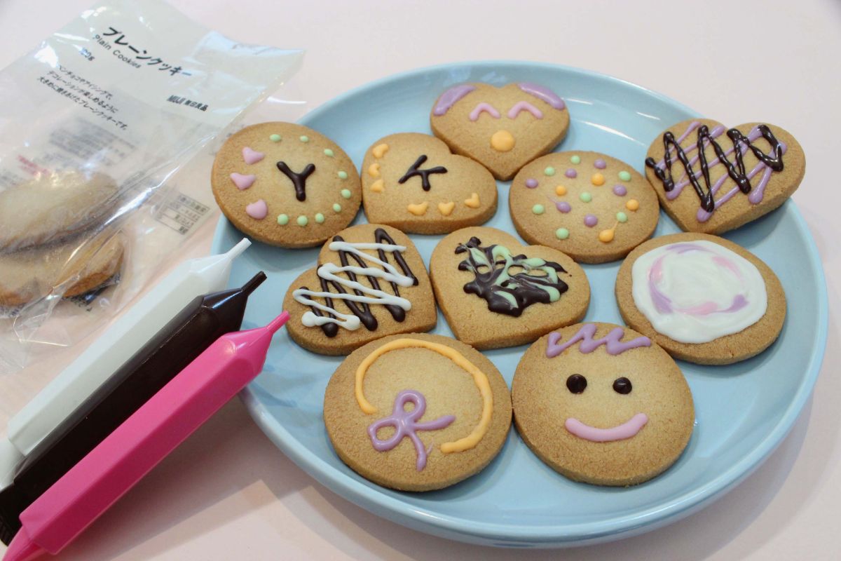 バレンタイン市販品アレンジ 板チョコの四角い形を生かして額縁風に！ - レタスクラブ