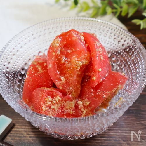 しかない料理のイガゴー氏の「トマトのナムル」は旨み凝縮 あれを加えるだけで激ウマに – Sirabee