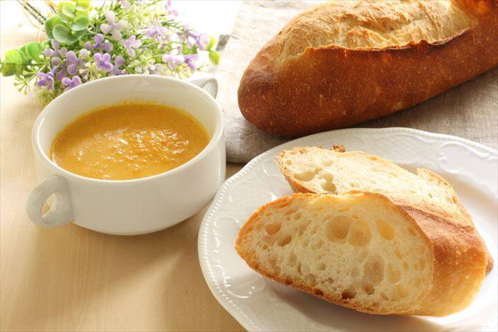 固くなったフランスパンをおいしく フレンチチーズトースト