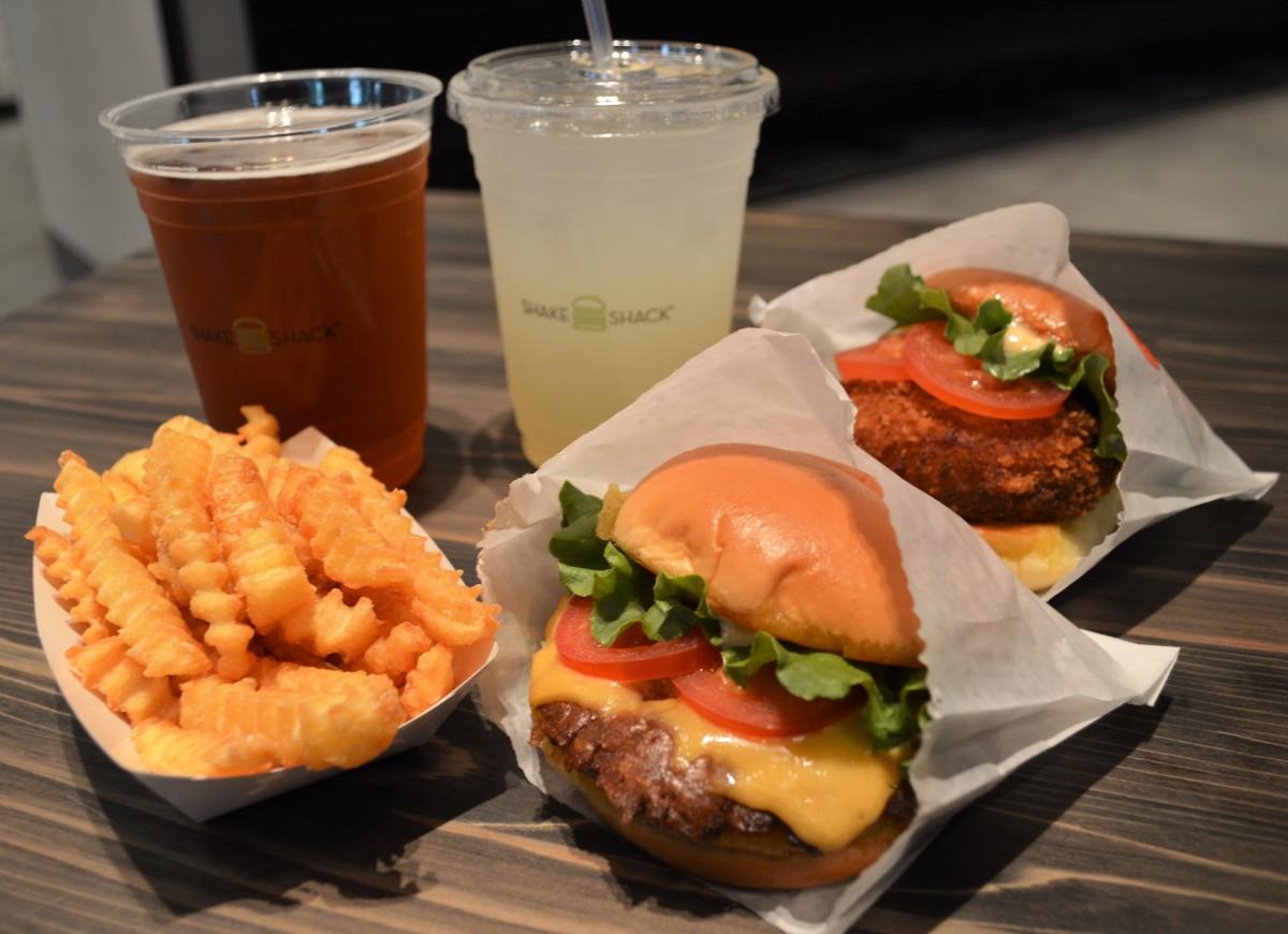 FOOD & DRINK - シェイクシャック Shake Shack