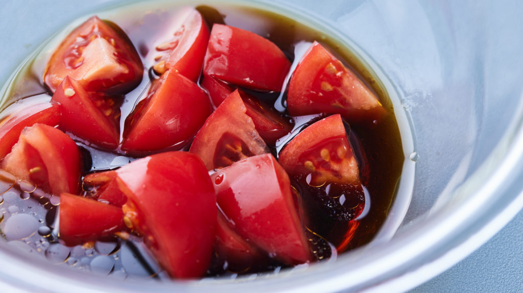 いつものそうめんに飽きたら！栄養も味わいもアップする「トマトとツナのそうめん」レシピ明日の朝ごはんダイエット、フィットネス、ヘルスケアのことならFYTTE-フィッテ