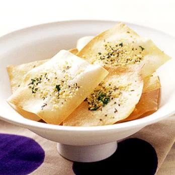 春巻きの皮で絶品！『たっぷりきのこのガレット』のレシピビール女子