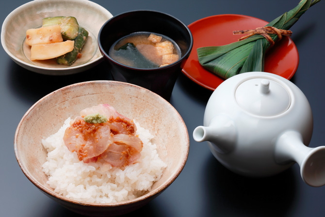 京都駅ランチ25選 ひとりでも安心！コスパ最高のおすすめのお店を厳選駅ビル・駅周辺・Map付きTABIZINE～人生に旅心を～