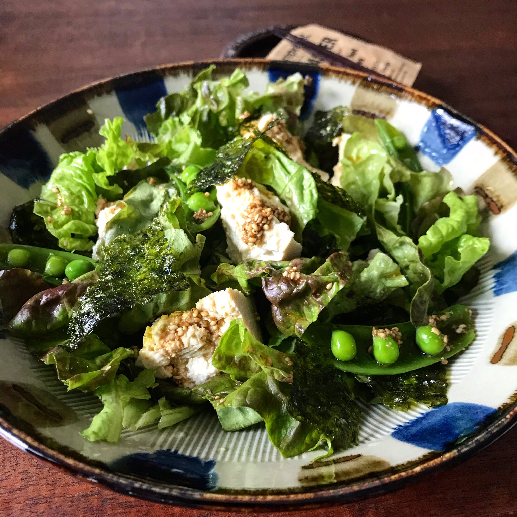 山本ゆりさん流の粗挽きハンバーグ主夫以上料理家未満^ ^山本ゆり山本ゆりさんレシピハンバーグ和風ハンバーグサラダ菜ミニトマトベビーリーフトリュフニンニクlecreusetサニーレタスサロンルクルーゼ野菜ドレッシングニンニクサラダ